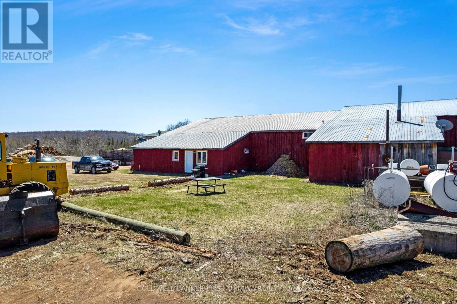 8687 Highway 511, Lanark Highlands, ON