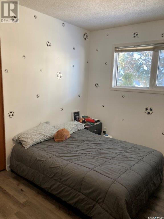 212 Fourth Street Ne, Ituna, SK - Indoor Photo Showing Bedroom