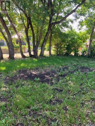 212 Fourth Street Ne, Ituna, SK - Outdoor