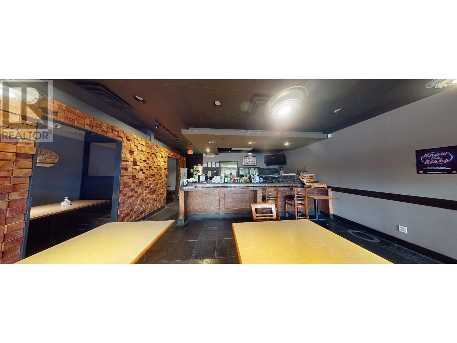 21768 Lougheed Highway, Maple Ridge, BC