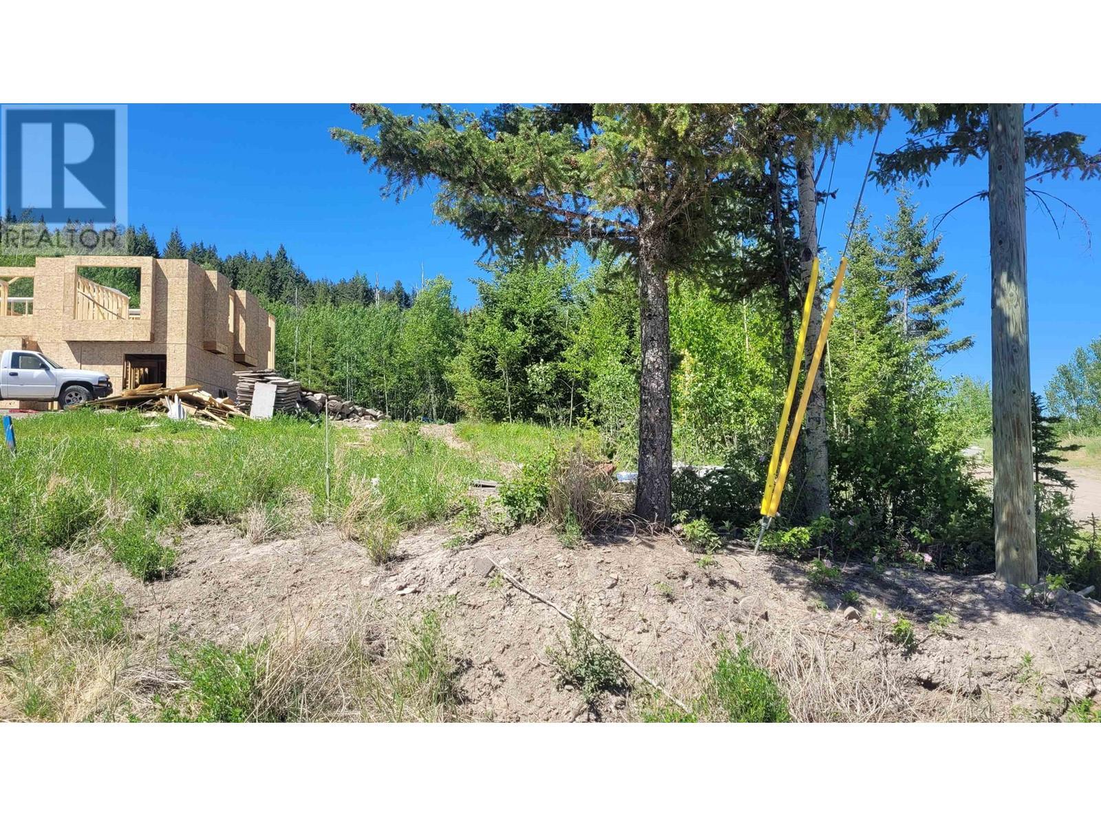 901 Spruce Place, 100 Mile House, BC