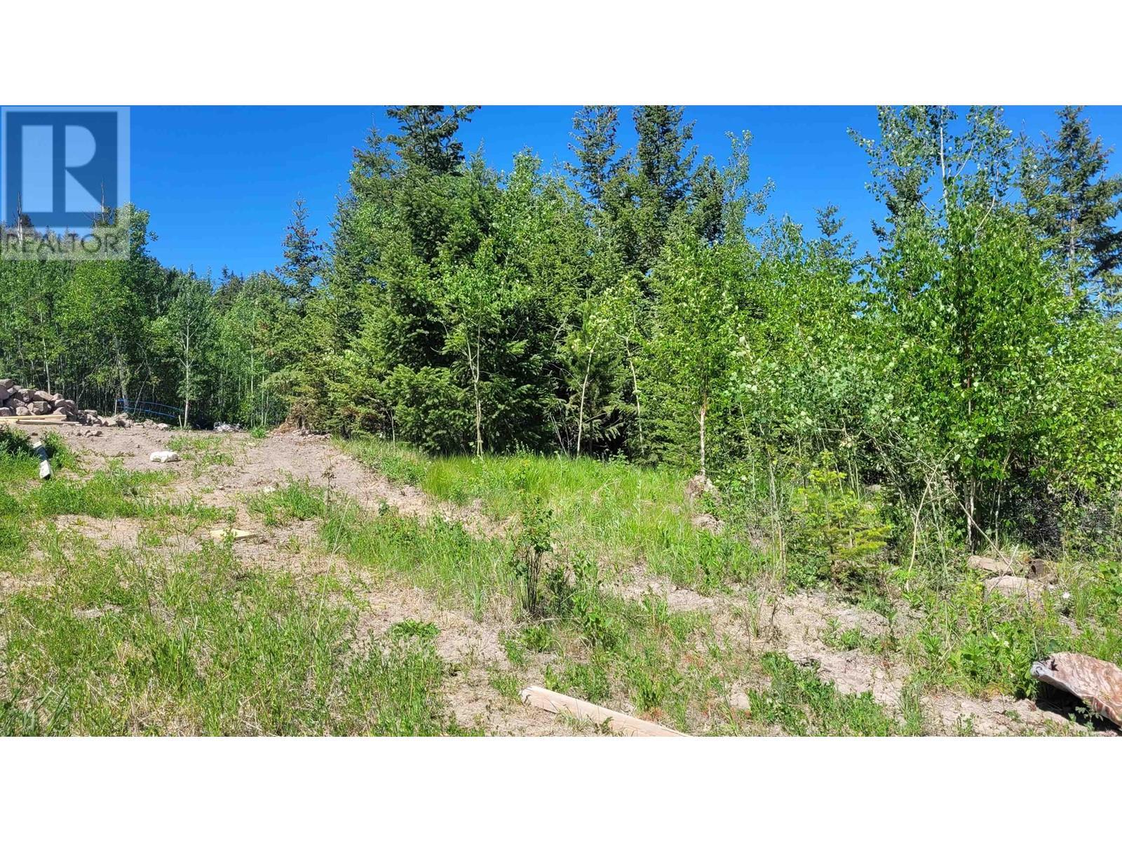 901 Spruce Place, 100 Mile House, BC