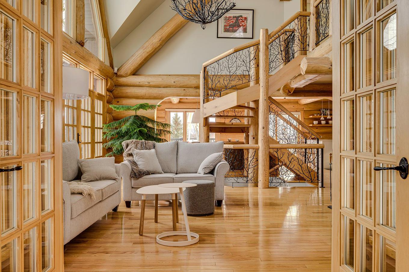 Living room - 105 Ch. Des Ancêtres, Mont-Tremblant, QC - Indoor Photo Showing Other Room