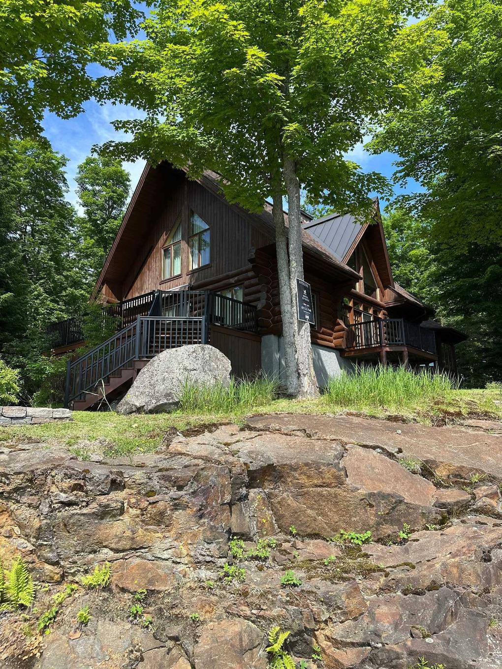 Frontage - 105 Ch. Des Ancêtres, Mont-Tremblant, QC - Outdoor