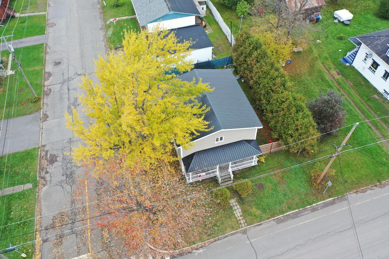 Aerial photo - 435 Av. Bouchard, Saint-Pascal, QC - Outdoor