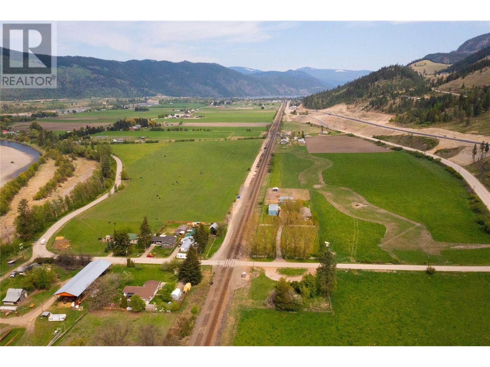 5720 Vla Road, Chase, BC
