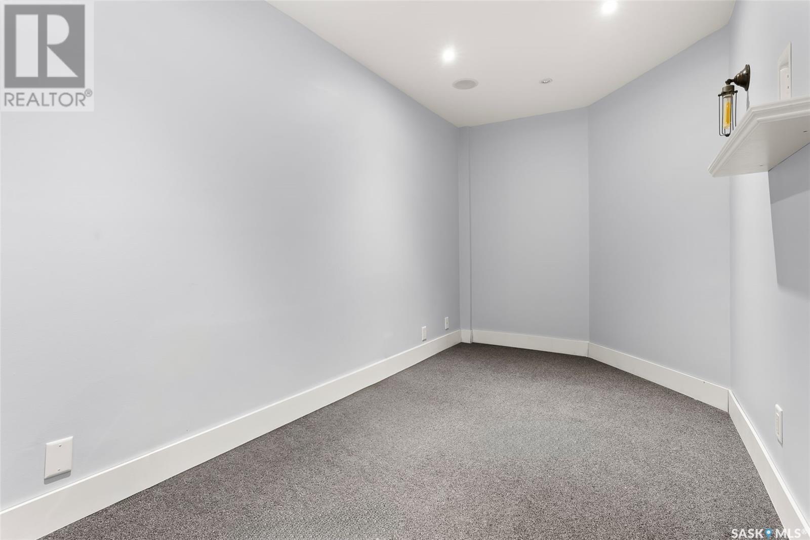 2062 Cornwall Street, Regina, SK