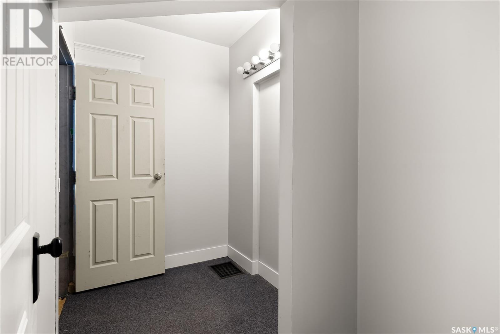 2062 Cornwall Street, Regina, SK