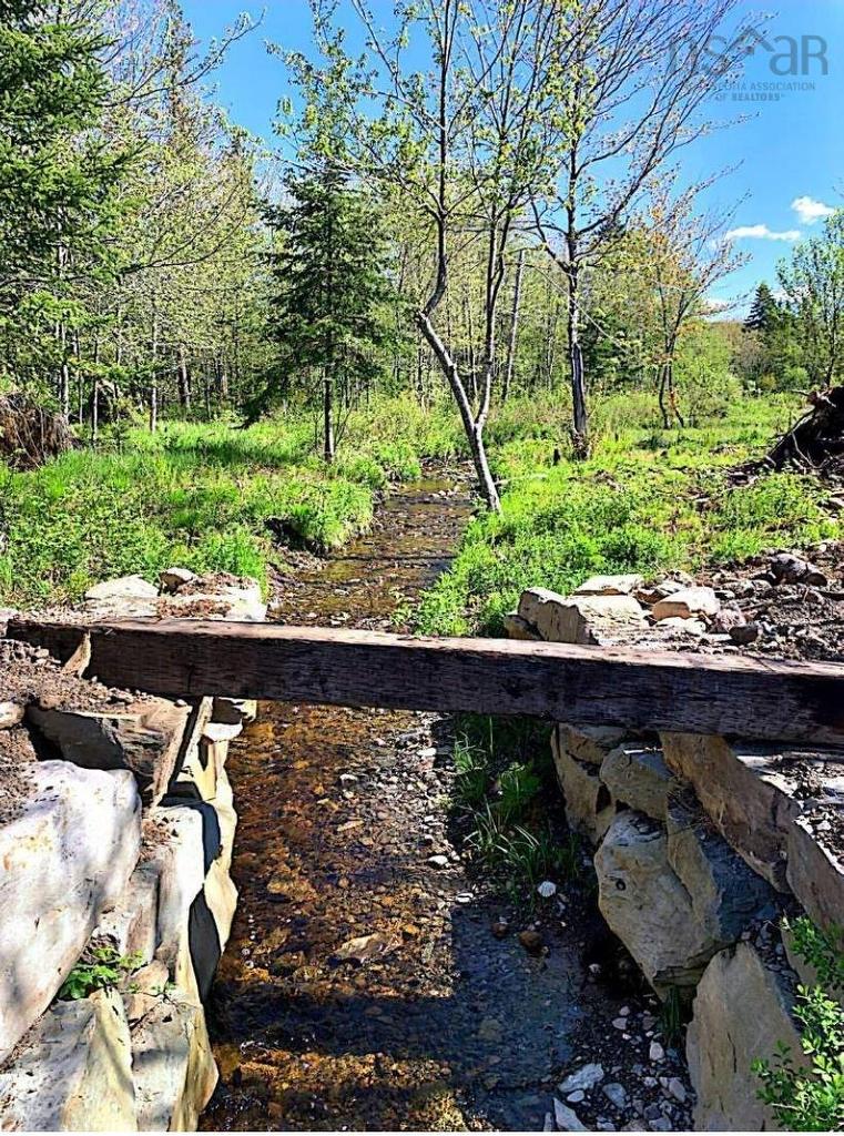 15 Nauglers Settlement Road, Moser River, NS