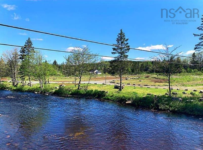 15 Nauglers Settlement Road, Moser River, NS