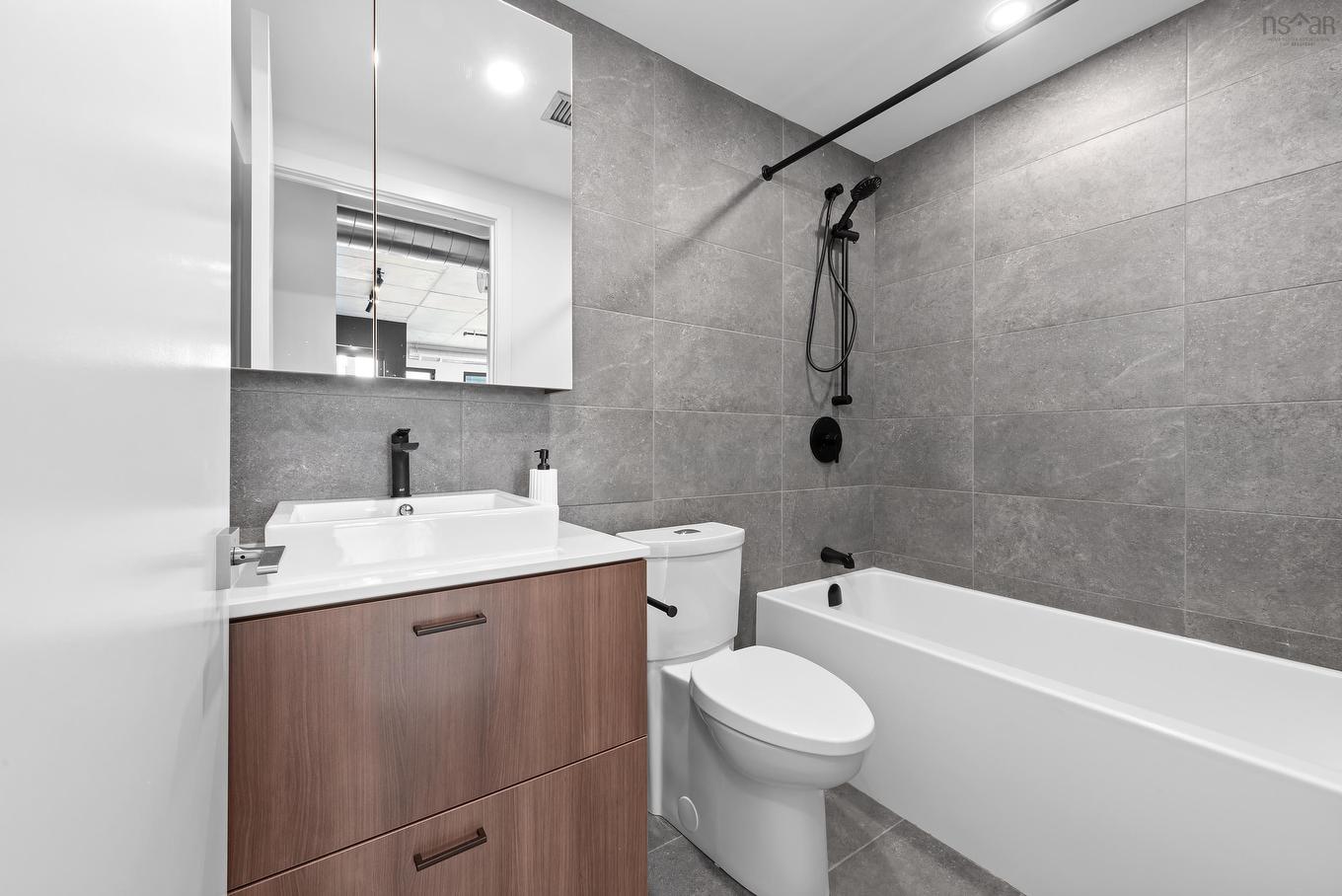 404 5511 Bilby St Street, Halifax, NS