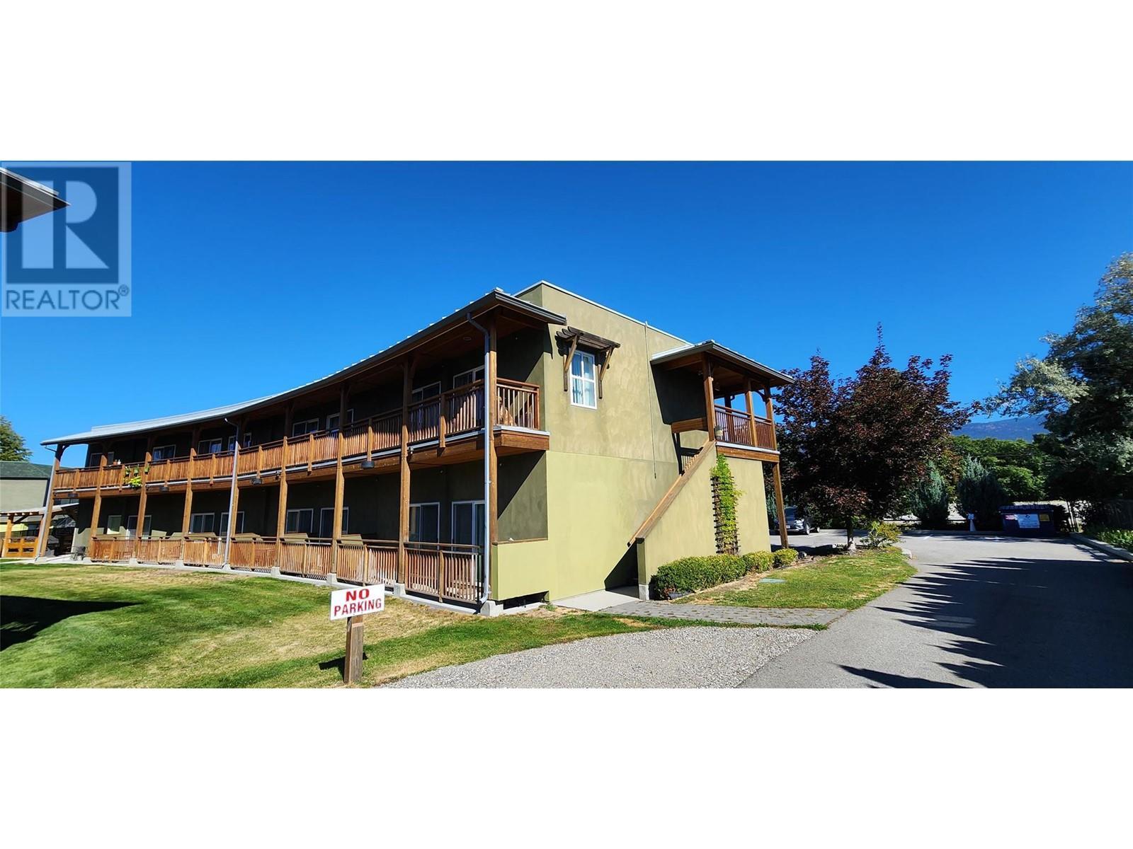 Apartment Building - 6203 Willow Avenue, Summerland, BC