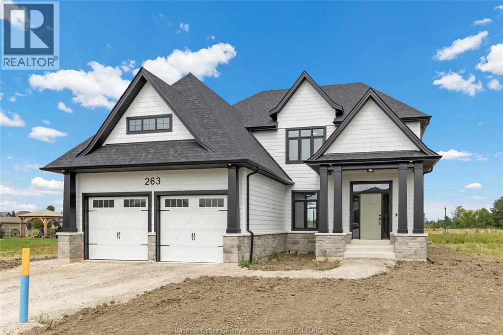 7338 Garnet Crescent, Mcgregor, ON - Outdoor With Facade