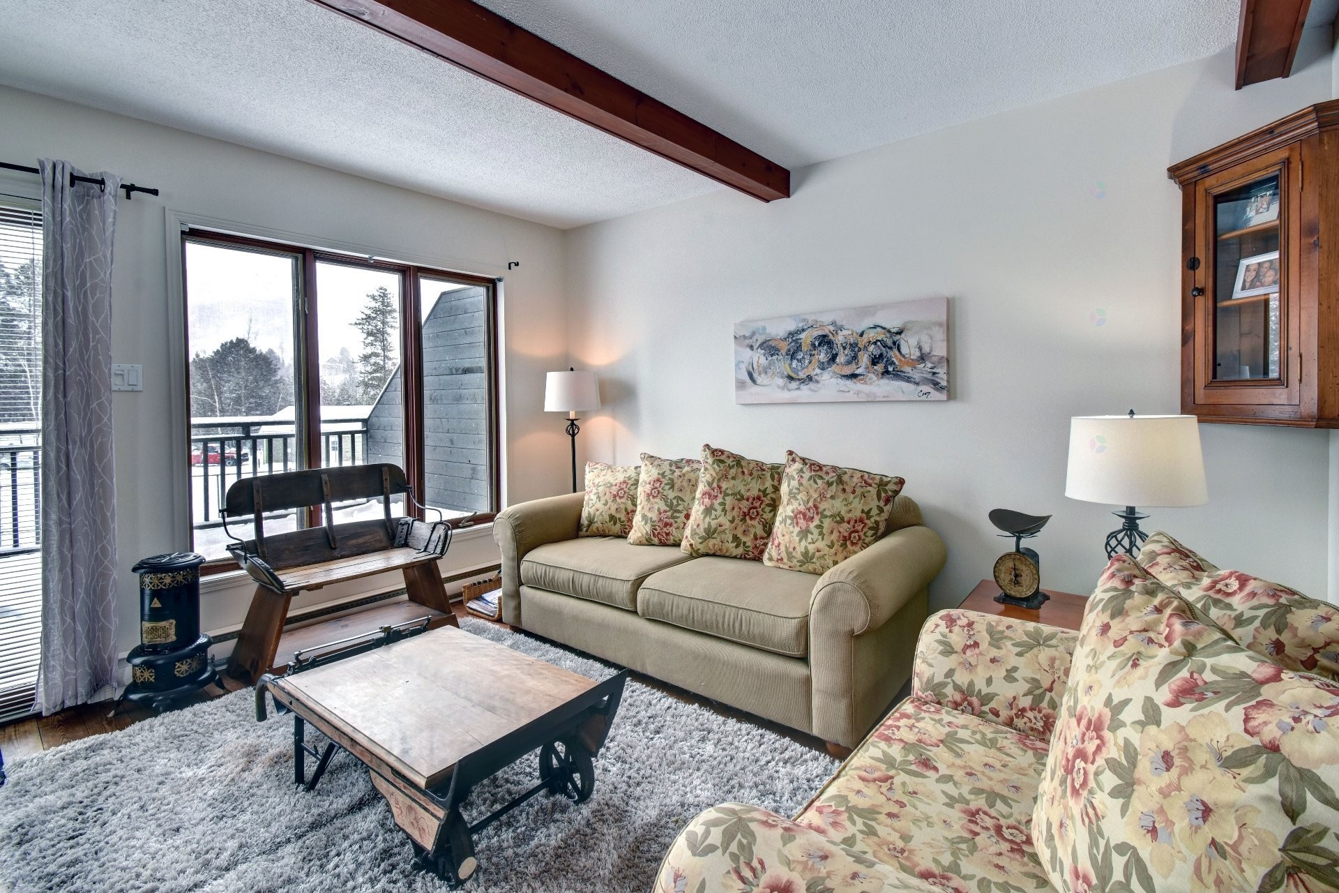 Salon - 1-142 Rue Pinoteau, Mont-Tremblant, QC - Indoor Photo Showing Living Room