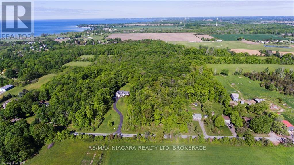 W/S Moore Road, Wainfleet (Lakeshore), ON