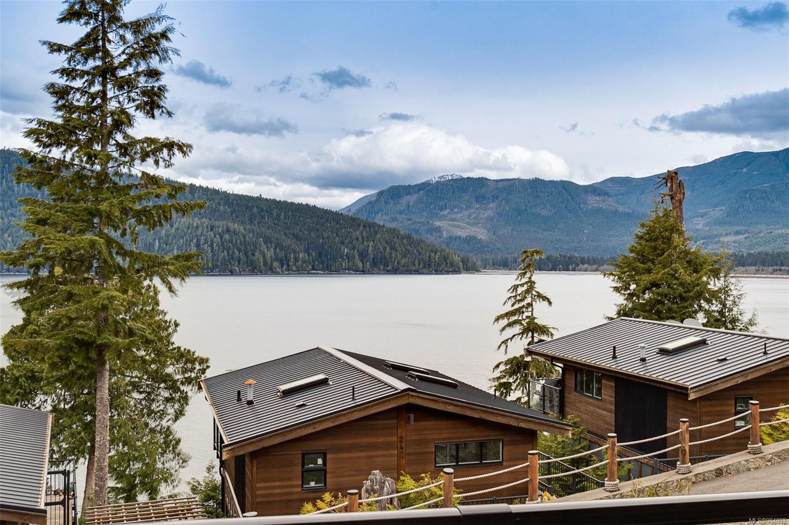 245-6596 Baird Rd, Port Renfrew, BC