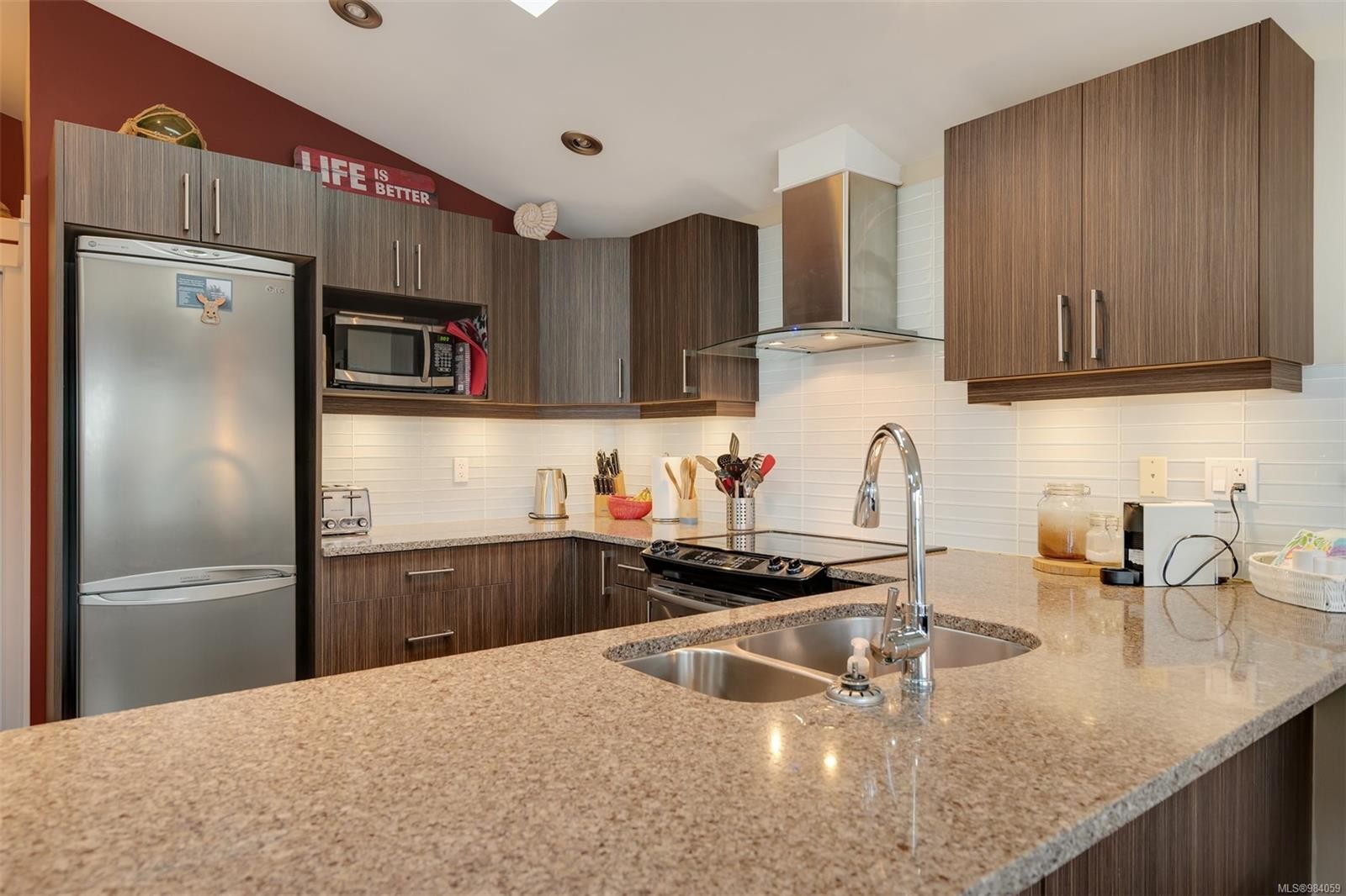 245-6596 Baird Rd, Port Renfrew, BC