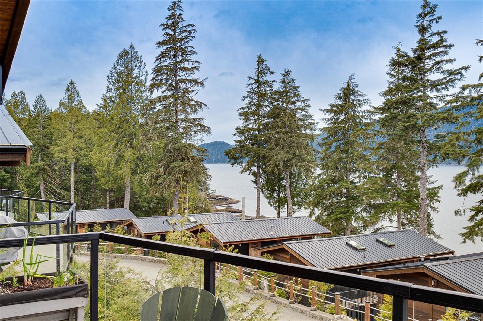 245-6596 Baird Rd, Port Renfrew, BC