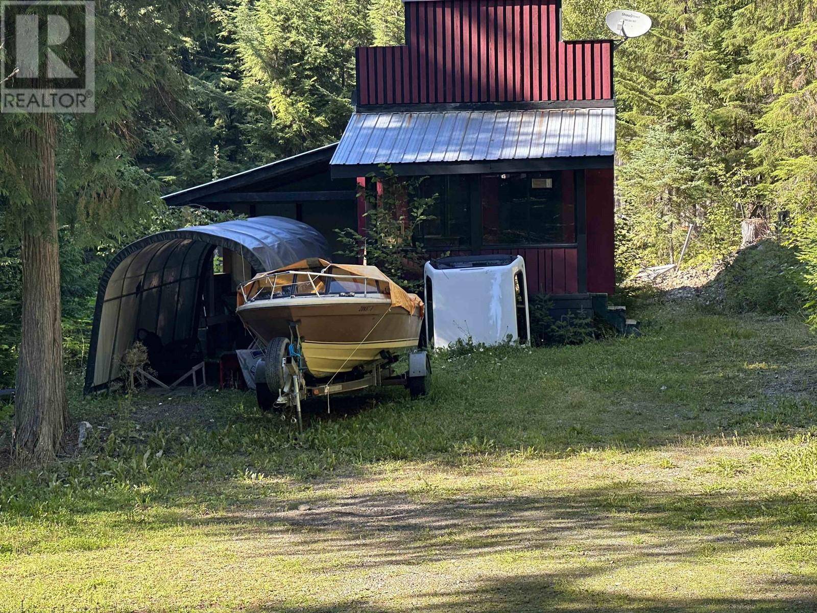 5973 Cedar Creek Road, Likely, BC - Outdoor