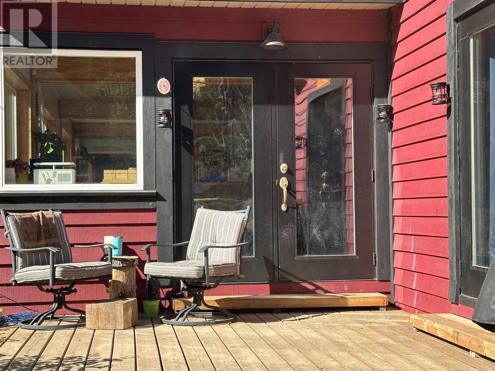 5973 Cedar Creek Road, Likely, BC - With Exterior