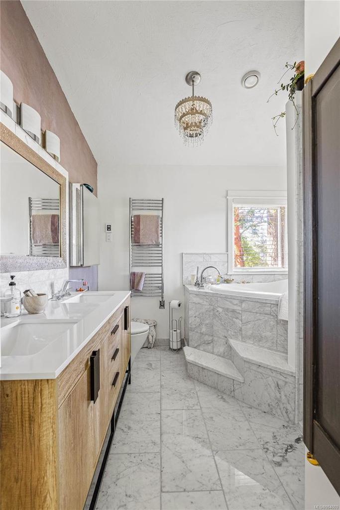 142 Park Dr, Salt Spring, BC