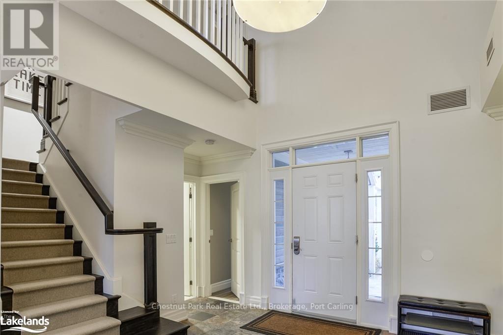 G103-A - 1869 Muskoka 118 Road W, Muskoka Lakes (Monck (Muskoka Lakes)), ON - Indoor Photo Showing Other Room