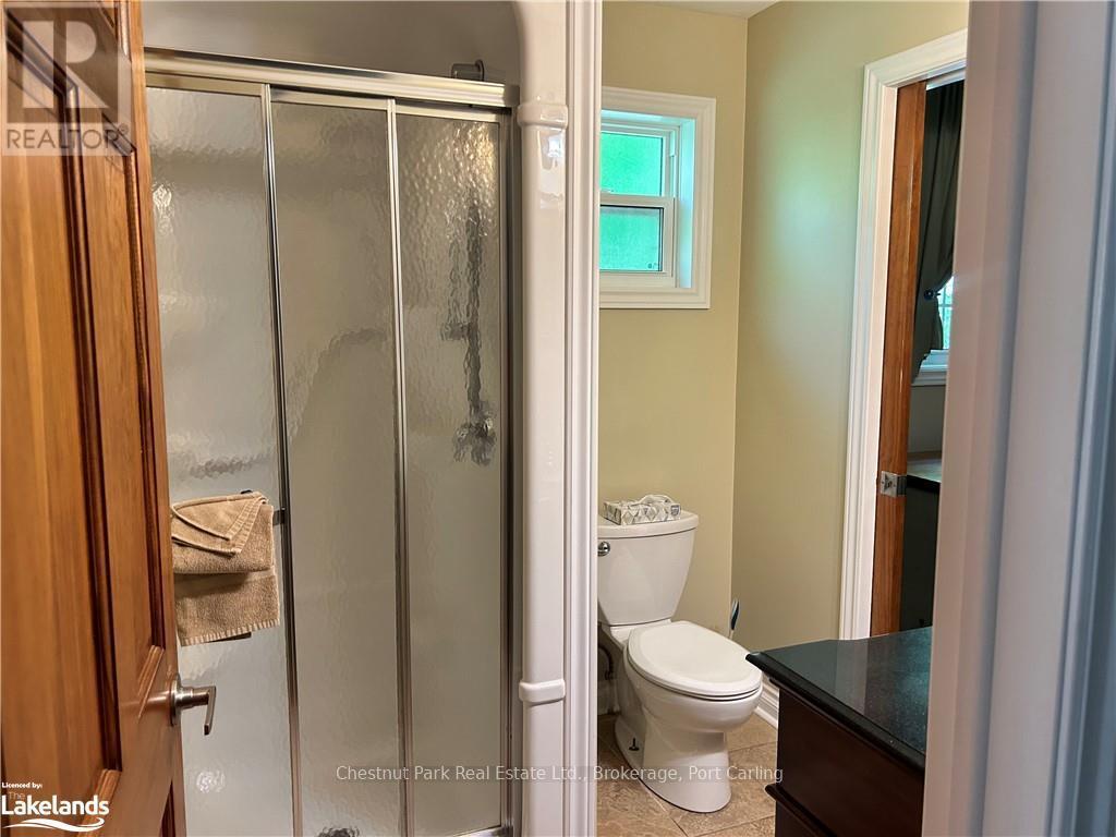 118-3 - 1052 Rat Bay Road, Lake Of Bays (Franklin), ON - Indoor Photo Showing Bathroom