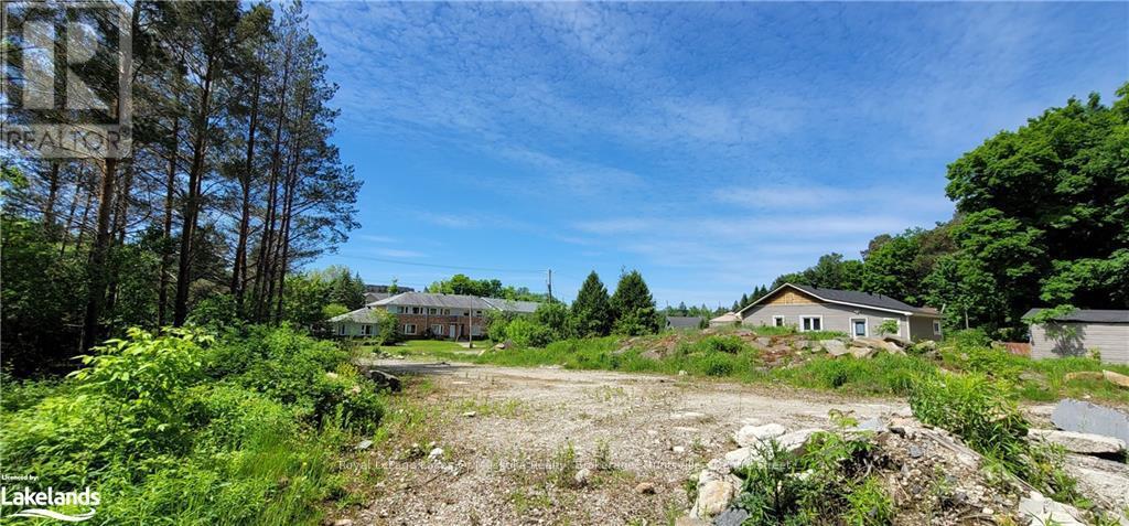 15 Madeline Street, Huntsville (Chaffey), ON