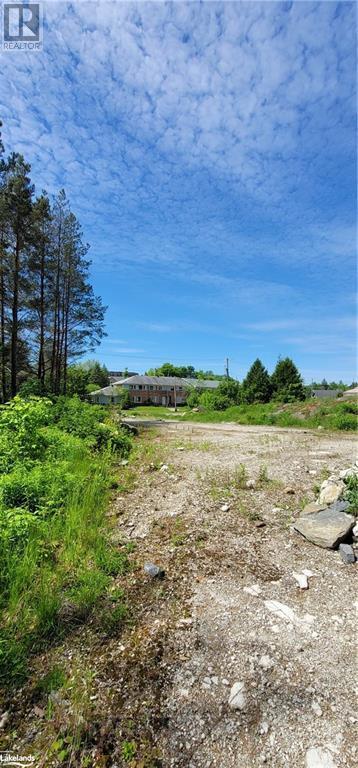 15 Madeline Street, Huntsville (Chaffey), ON