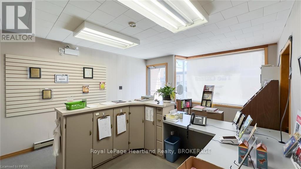 405 Queen St, North Huron (Blyth), ON