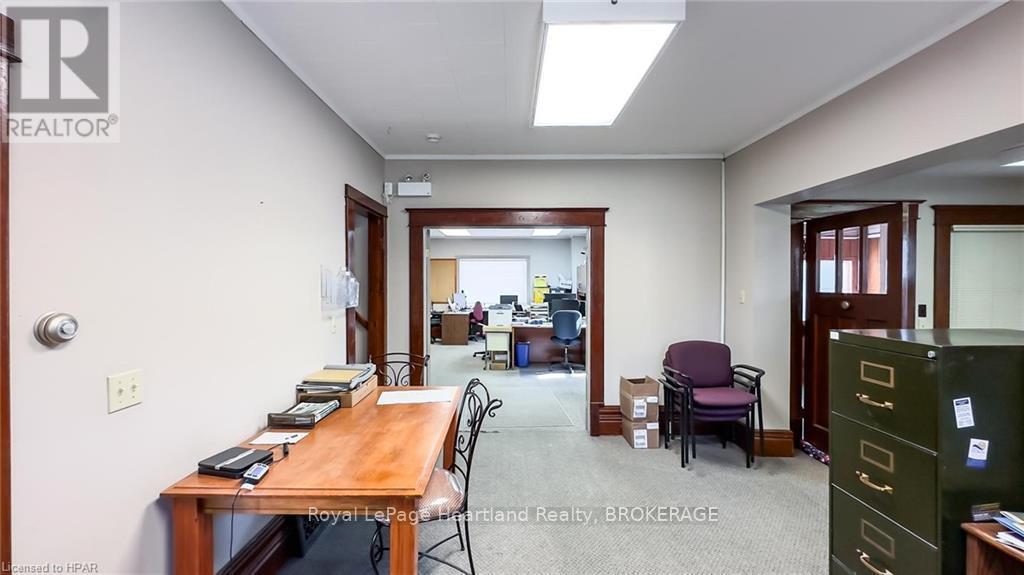 405 Queen St, North Huron (Blyth), ON