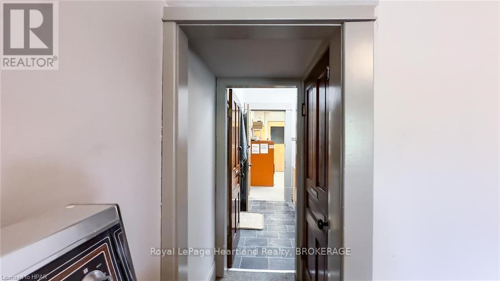 405 Queen St, North Huron (Blyth), ON