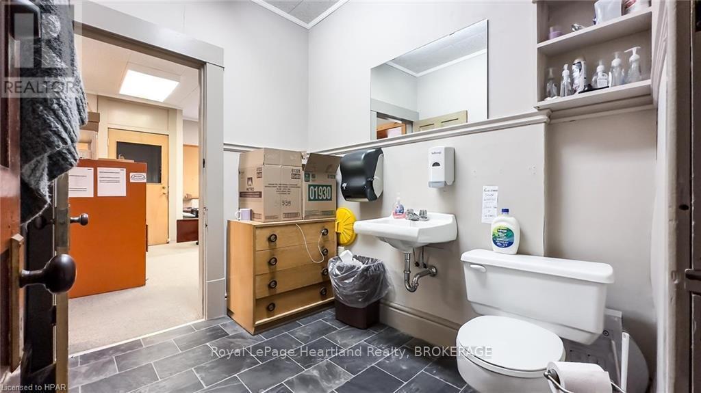 405 Queen St, North Huron (Blyth), ON