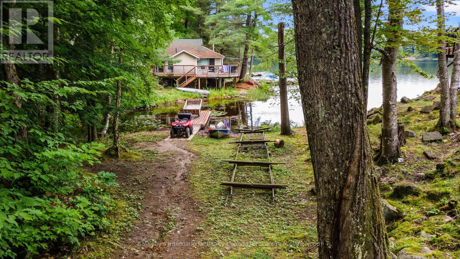 4202 Go Home Lake Shr, Georgian Bay (Gibson), ON - Outdoor