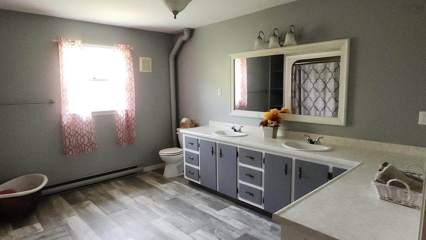 42 Birchtown Hill Road, Birchtown, NS