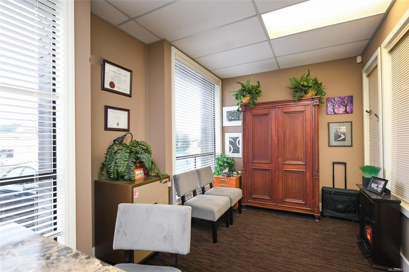 535 6Th St, Courtenay, BC