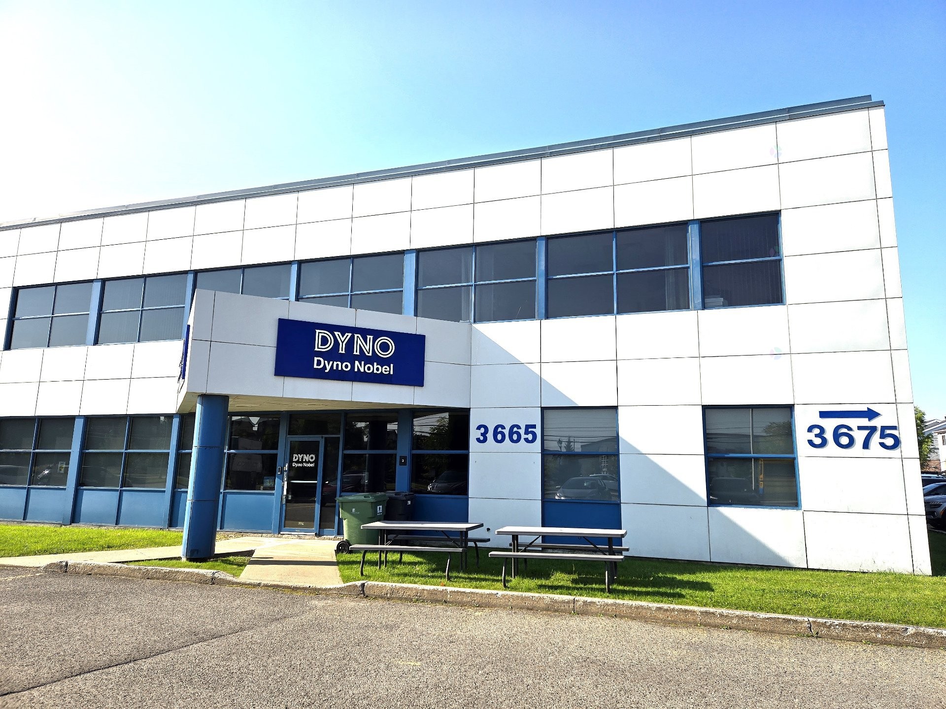 Front of Structure - 3665 Boul. De La Grande-Allée, Boisbriand, QC -