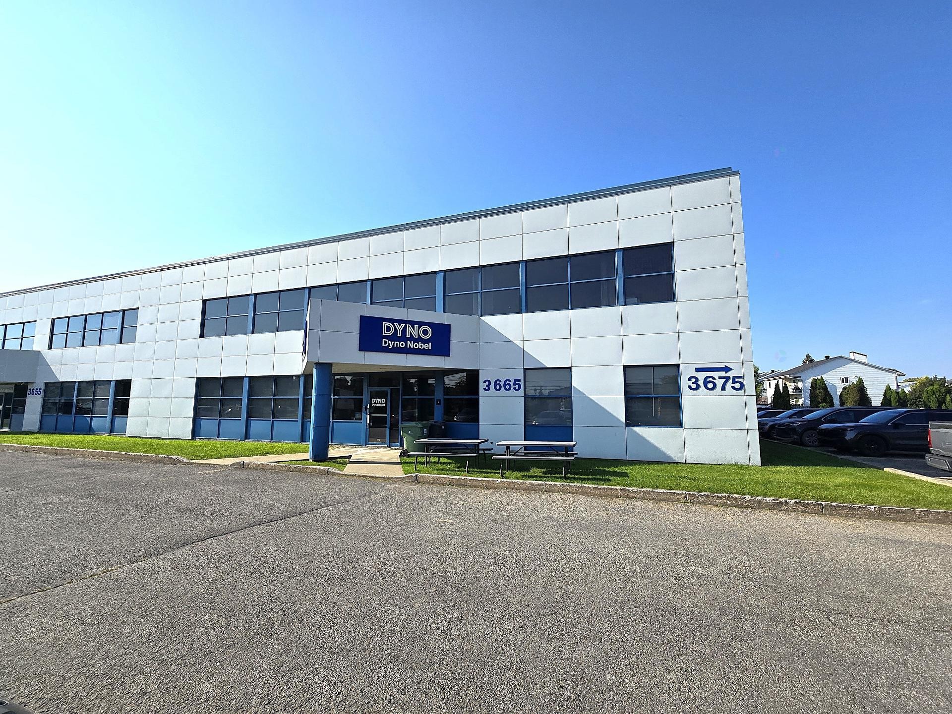 Front of Structure - 3665 Boul. De La Grande-Allée, Boisbriand, QC - Outdoor