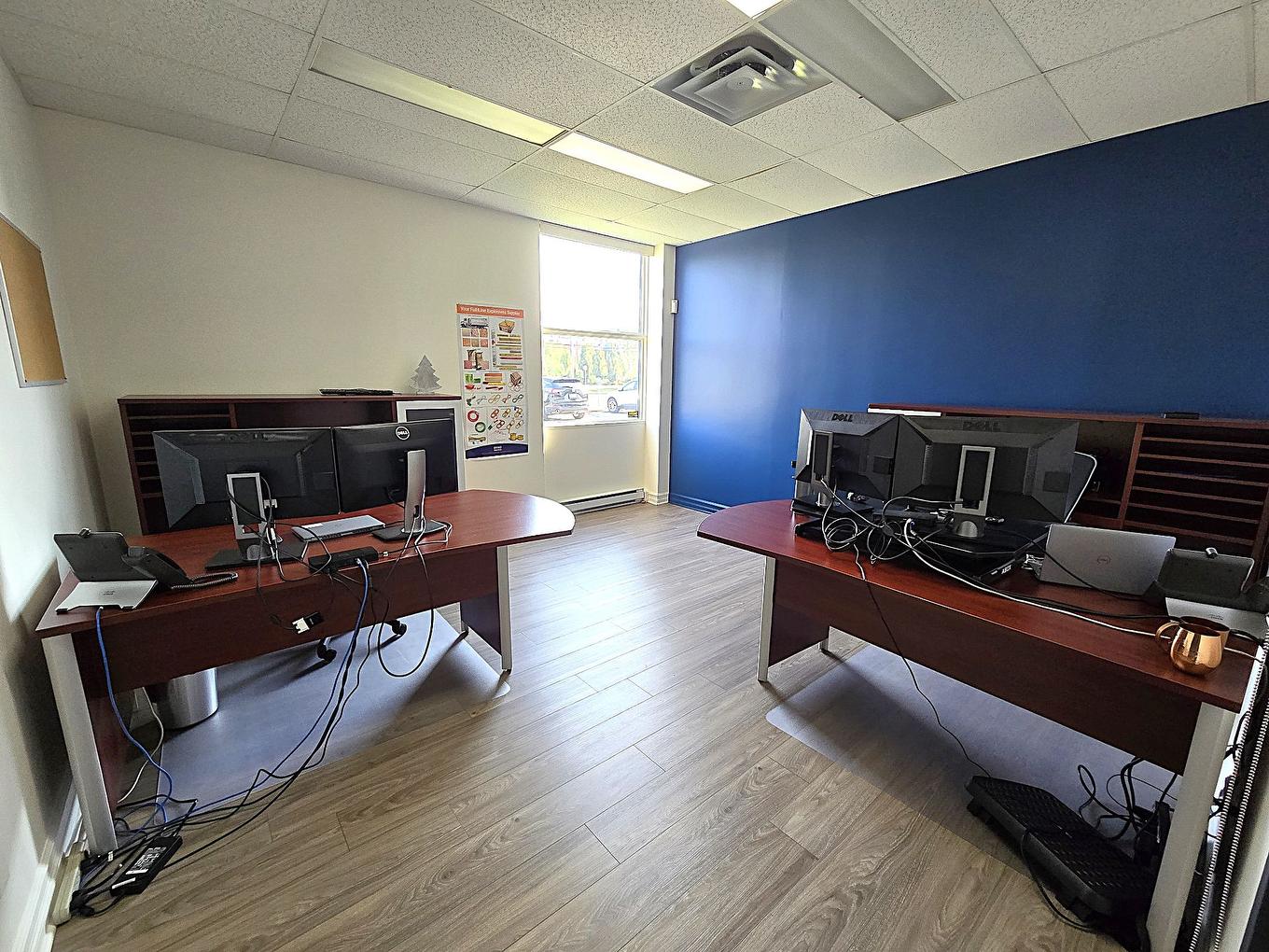 Office - 3665 Boul. De La Grande-Allée, Boisbriand, QC - Indoor