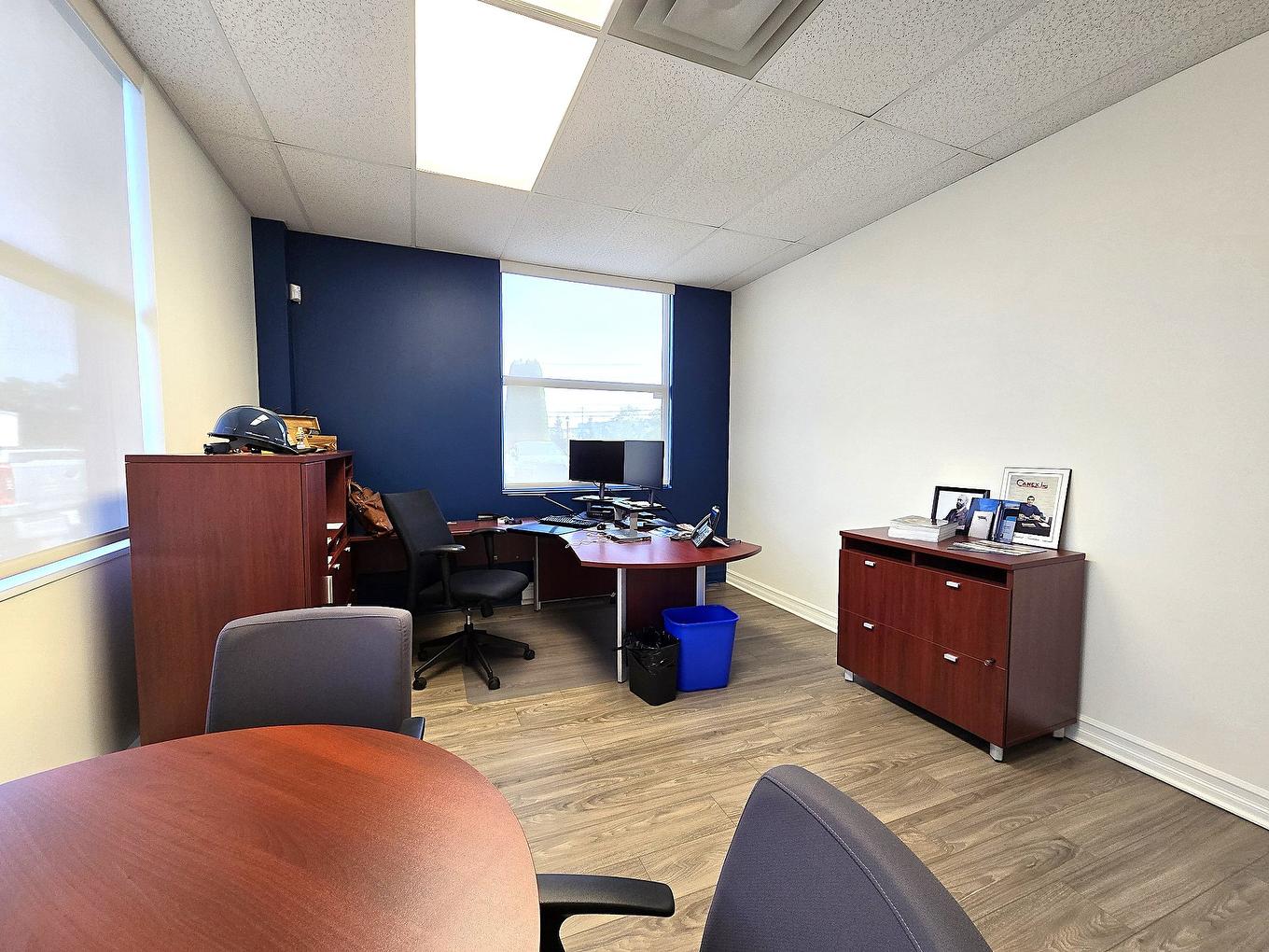 Office - 3665 Boul. De La Grande-Allée, Boisbriand, QC - Indoor Photo Showing Office