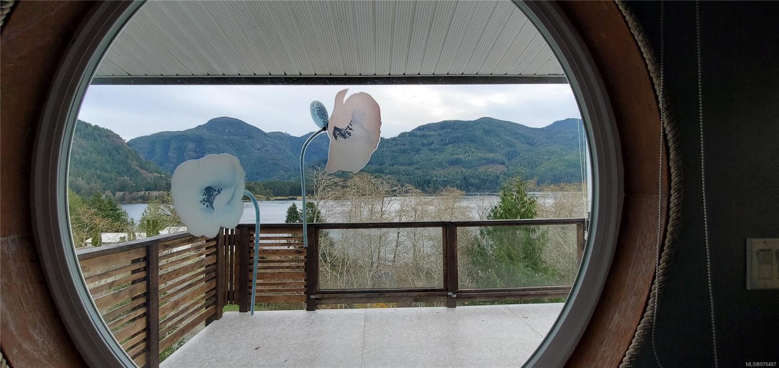 1131 Tipperary Pk, Tahsis, BC