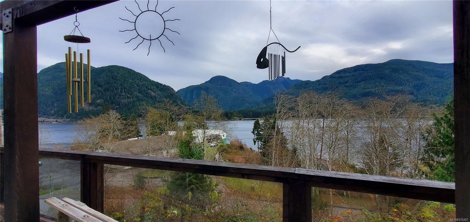 1131 Tipperary Pk, Tahsis, BC