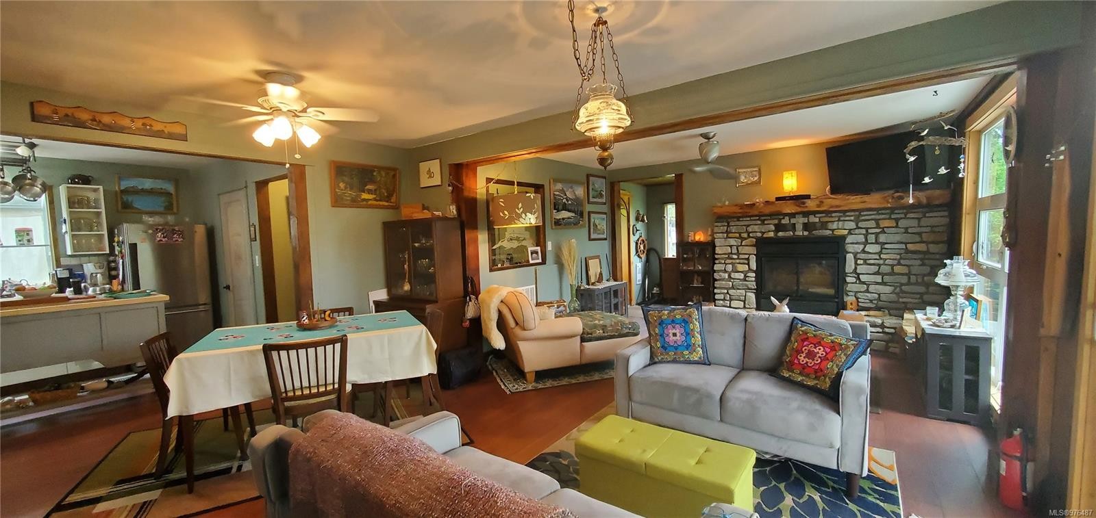 1131 Tipperary Pk, Tahsis, BC