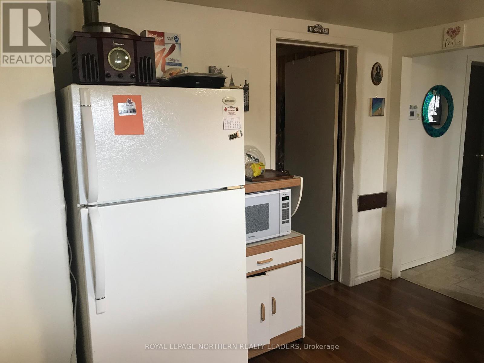 419 Mountjoy Street S, Timmins (Ts - Sw), ON - Indoor Photo Showing Kitchen