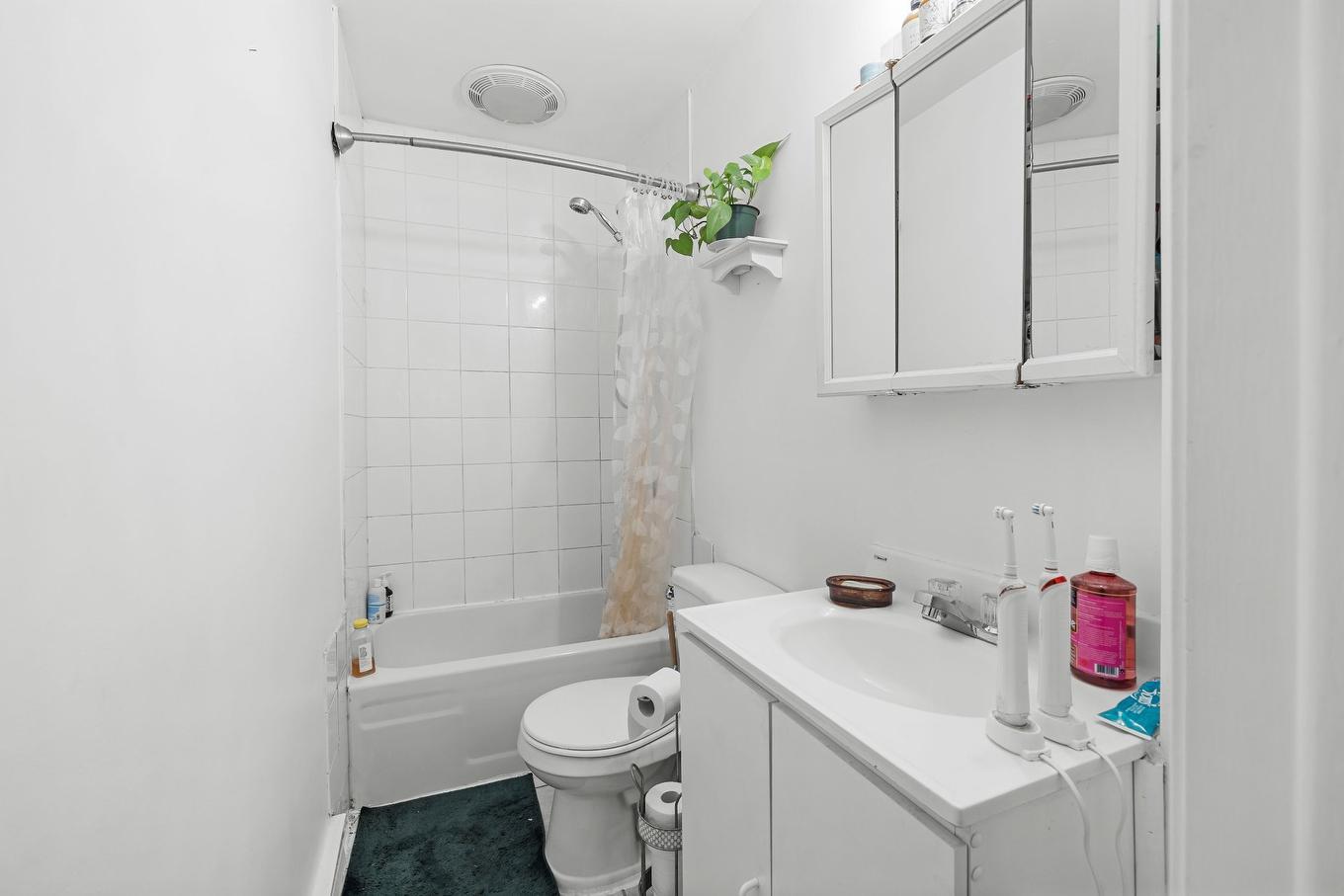 Bathroom - 1234 - 1238 1Re Avenue, Québec (La Cité-Limoilou), QC - Indoor Photo Showing Bathroom