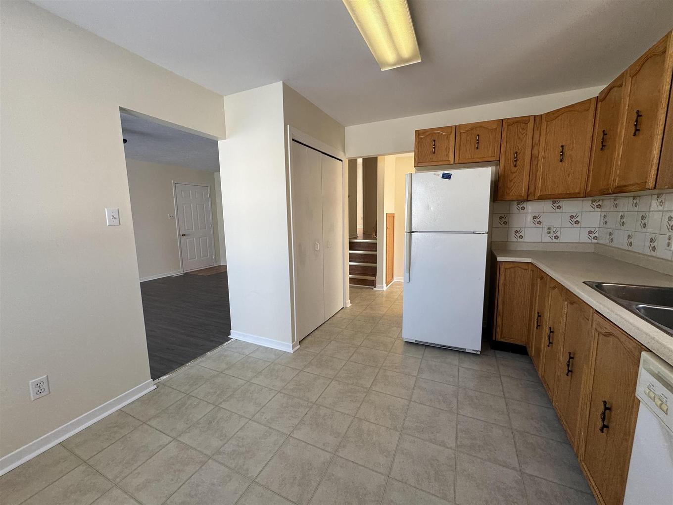 77 Matachewan Road, Manitouwadge, ON - Indoor Photo Showing Kitchen