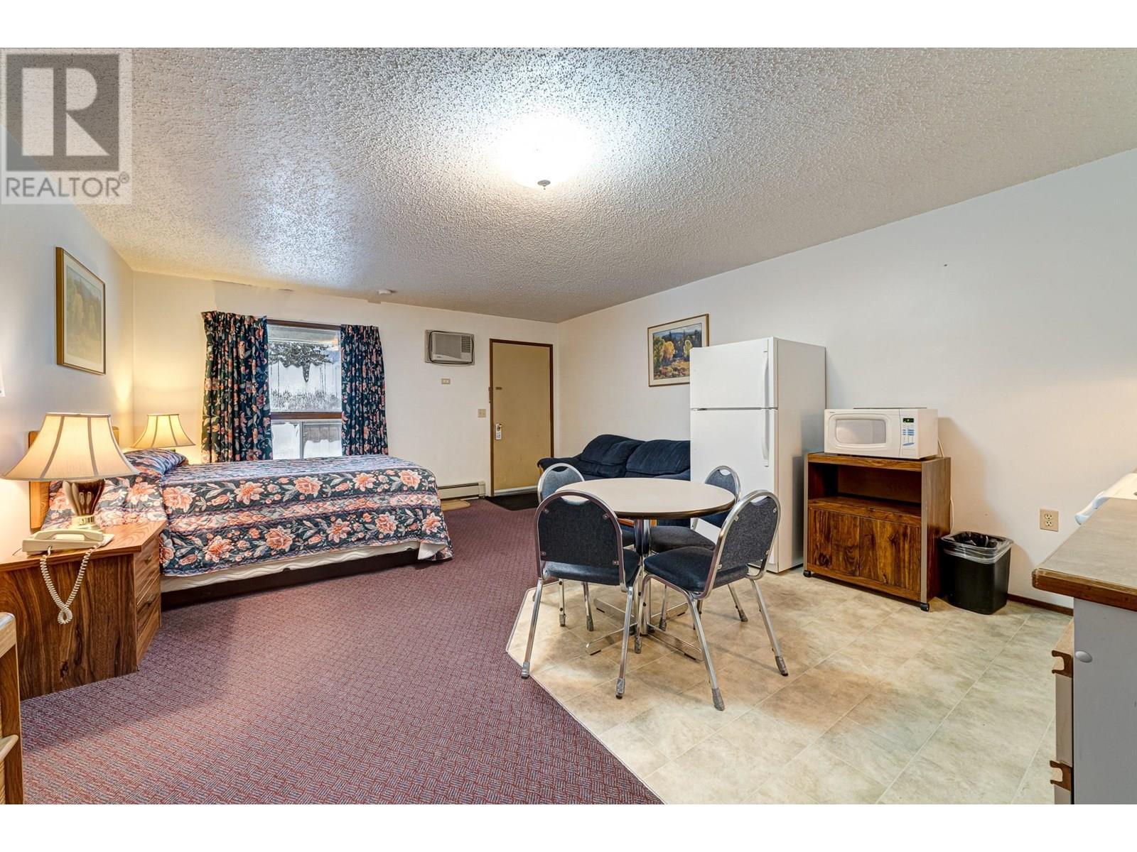 1302 Highway 3, Fernie, BC