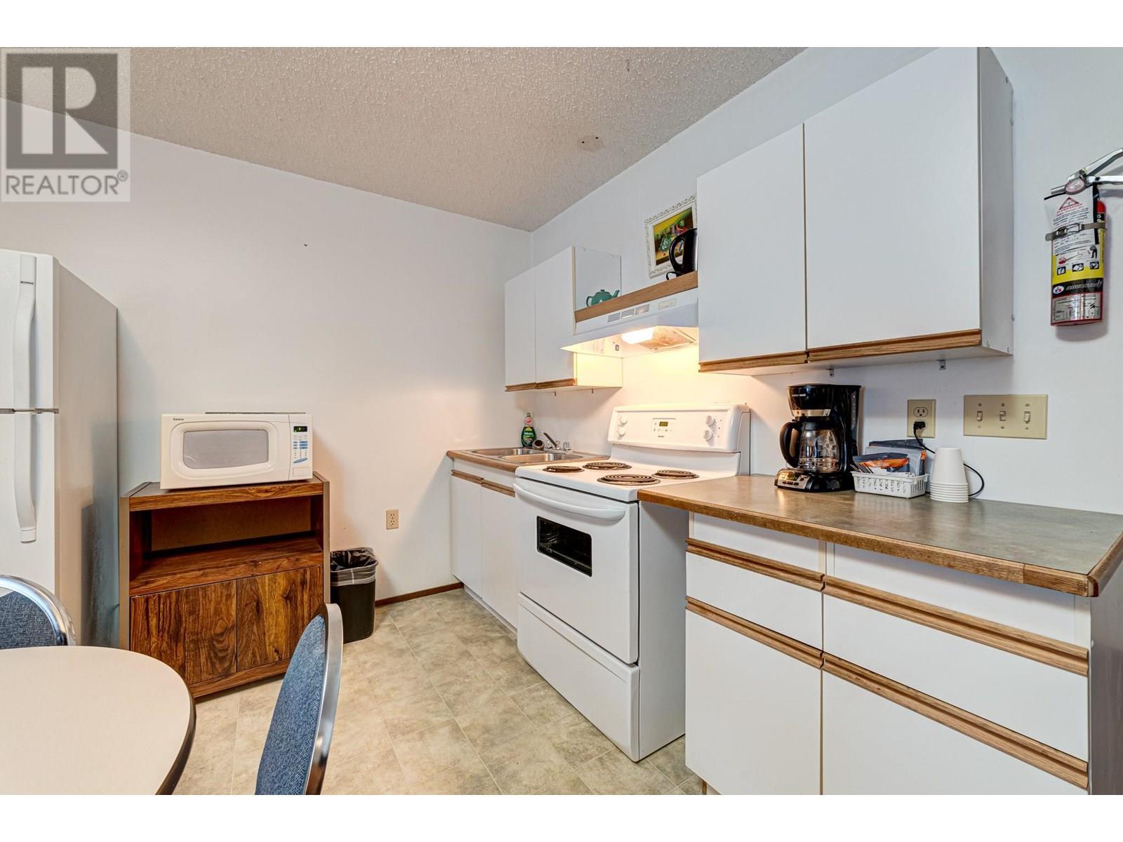 1302 Highway 3, Fernie, BC