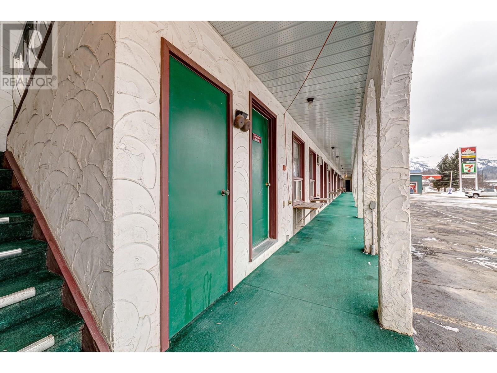 1302 Highway 3, Fernie, BC