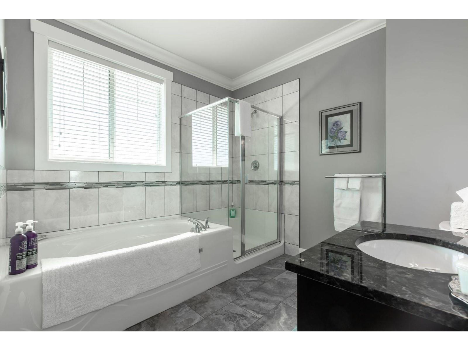 2379 Chardonnay Lane, Abbotsford, BC